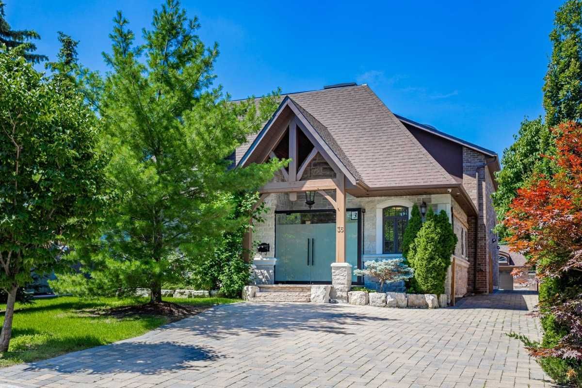 Luxury Property at 35 Hemford Cres