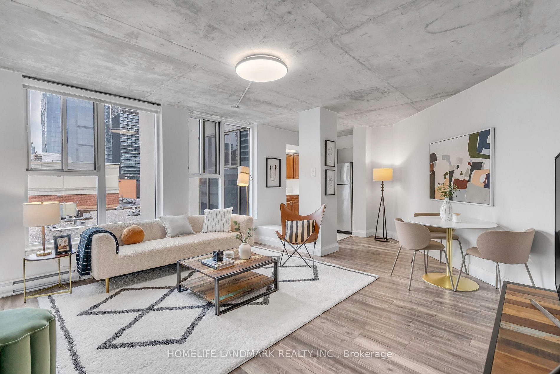 Luxury Property at 222 The Esplanade #1019